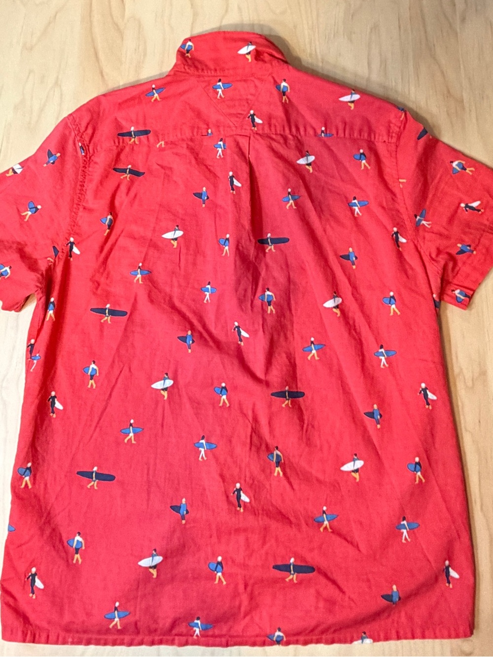 Tommy Hilfiger Red Short-Sleeve Surf Print Button-Down Shirt - Picture 2 of 3
